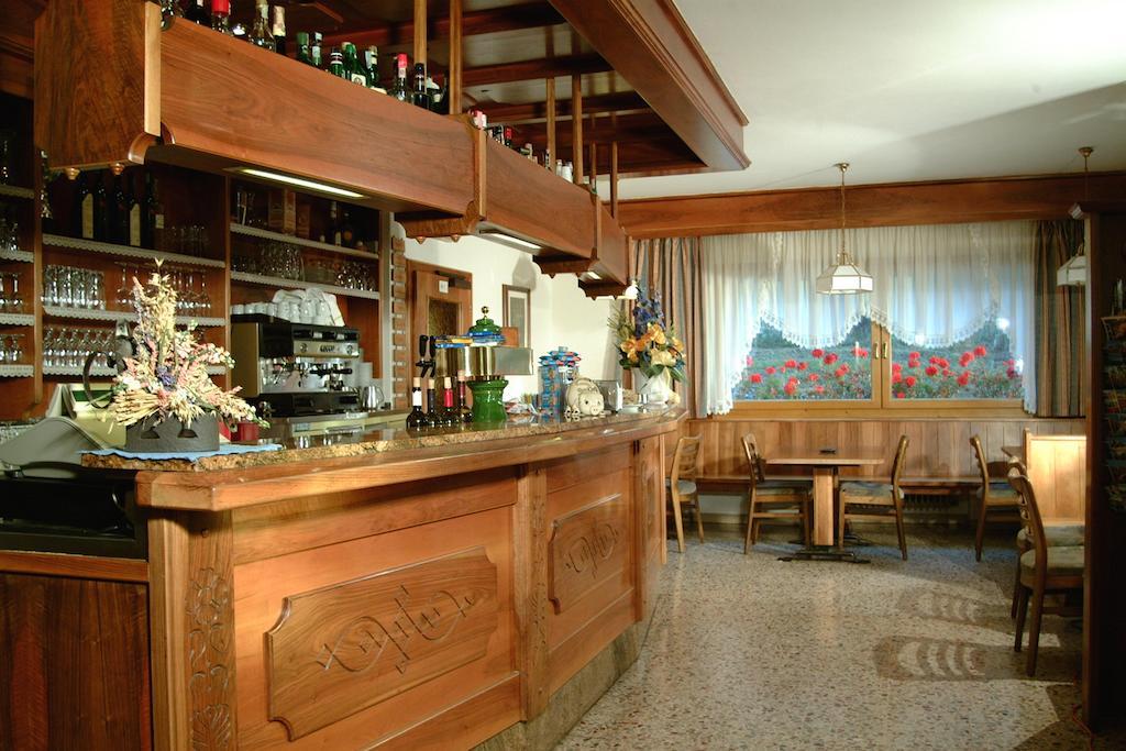 Hotel Brueckenwirt - Al Ponte 蒙塔尼亚 外观 照片